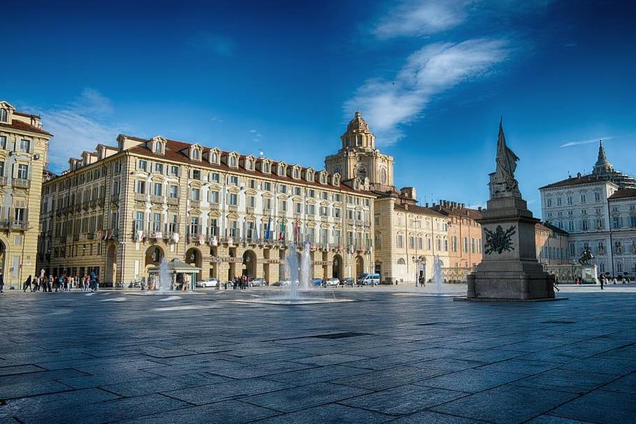 Ampia Mansarda E Terrazzo 10 Minuti Dal Centro Leilighet Torino Eksteriør bilde